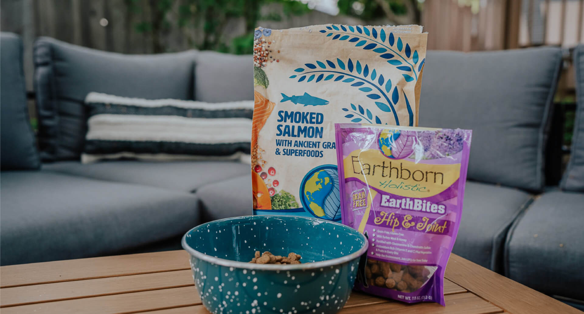 How Much Food Should I Feed My Dog? Earthborn Holistic Pet Food