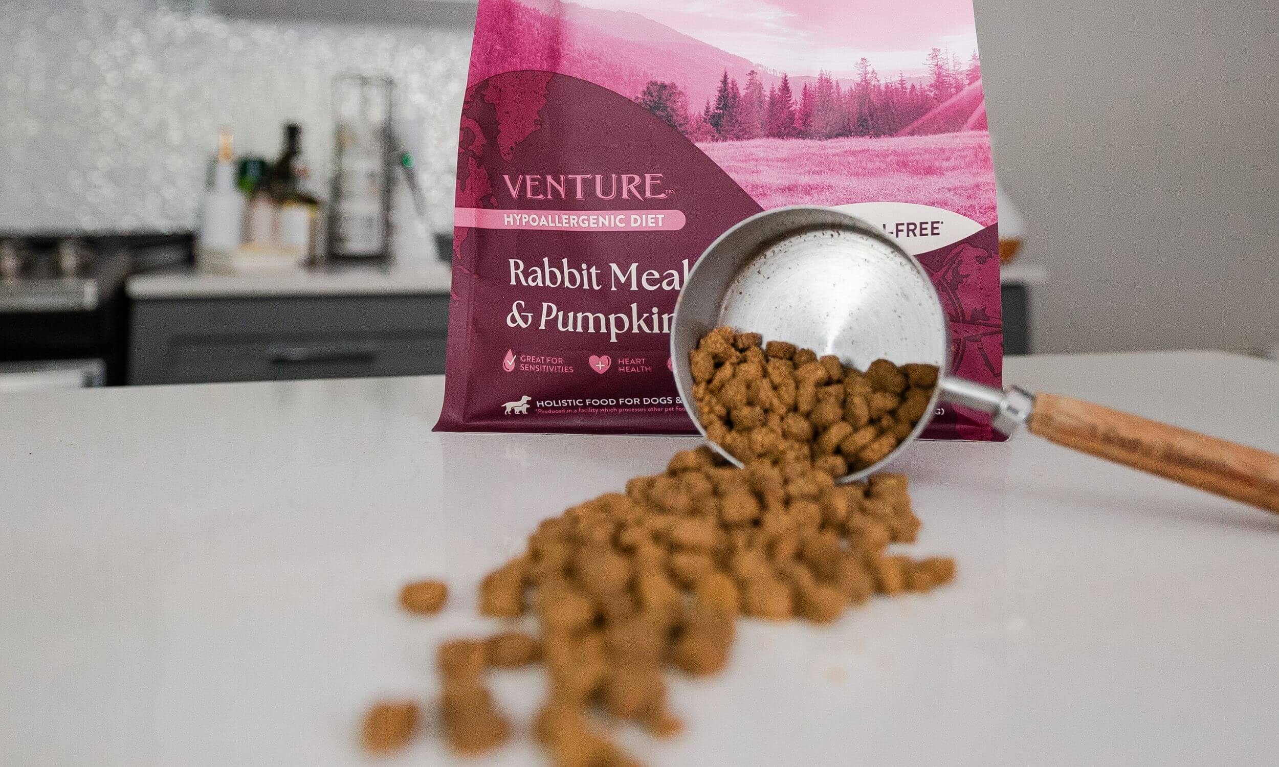 Quality Ingredients Earthborn Holistic Pet Food